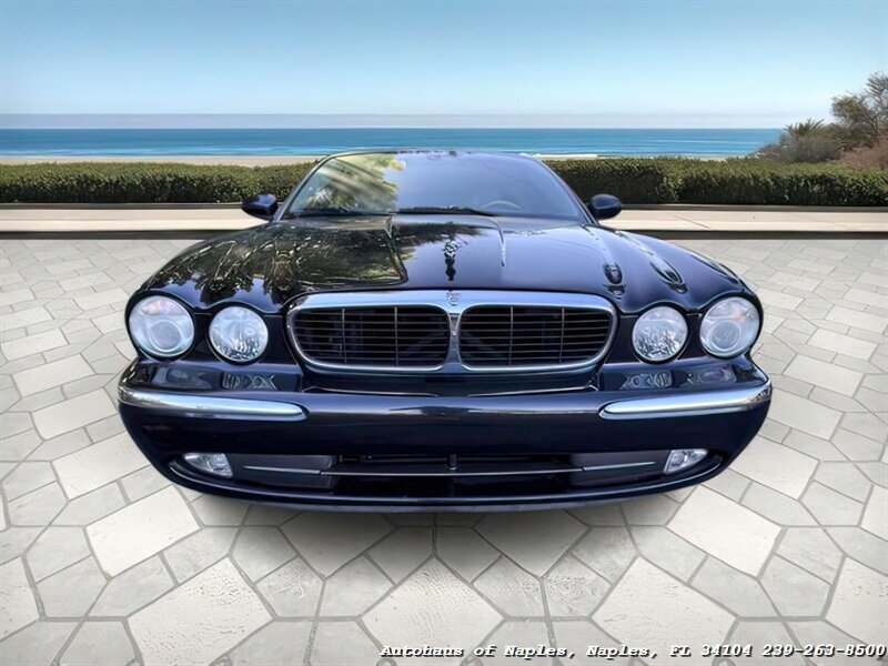 2004 Jaguar XJ8   - Photo 3 - Naples, FL 34104