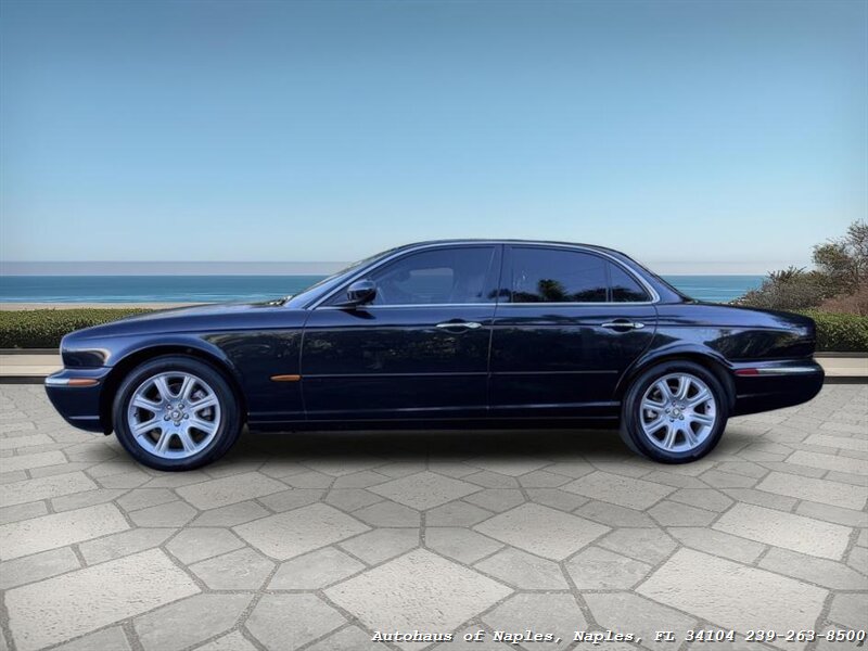 2004 Jaguar XJ8 - Photo 5 - Naples, FL 34104