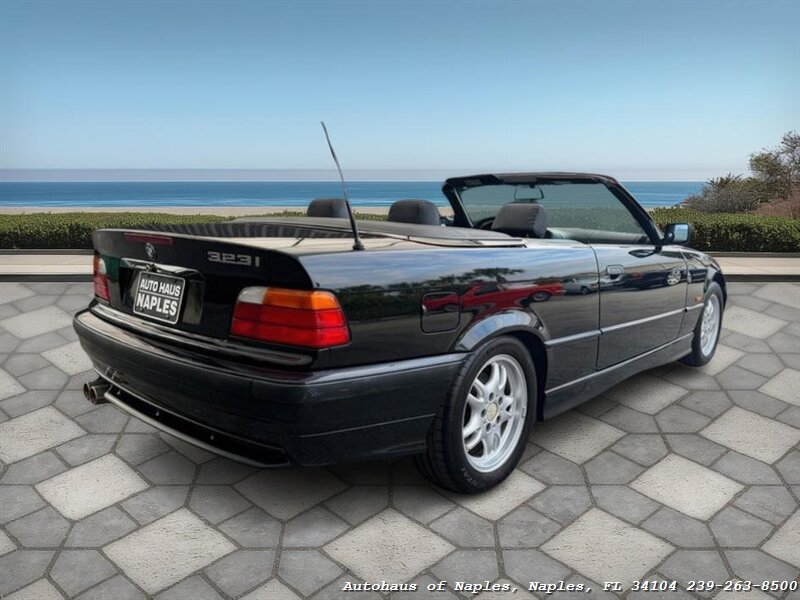 1999 BMW 323i   - Photo 8 - Naples, FL 34104