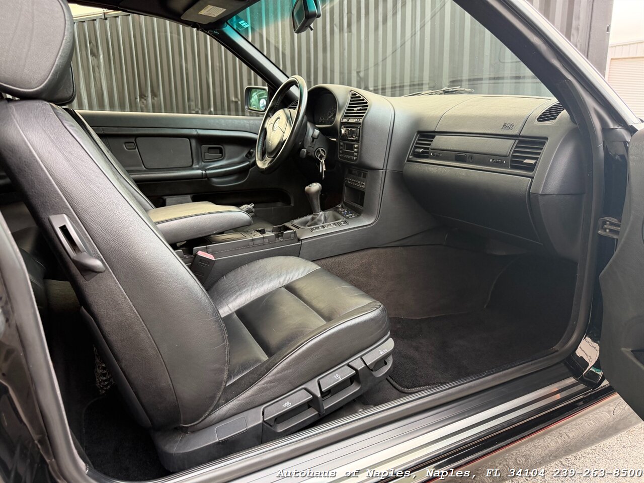 1999 BMW 323i - Photo 26 - Naples, FL 34104