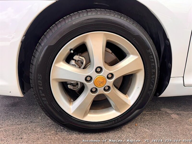 2006 Toyota Camry Solara SE V6   - Photo 14 - Naples, FL 34104