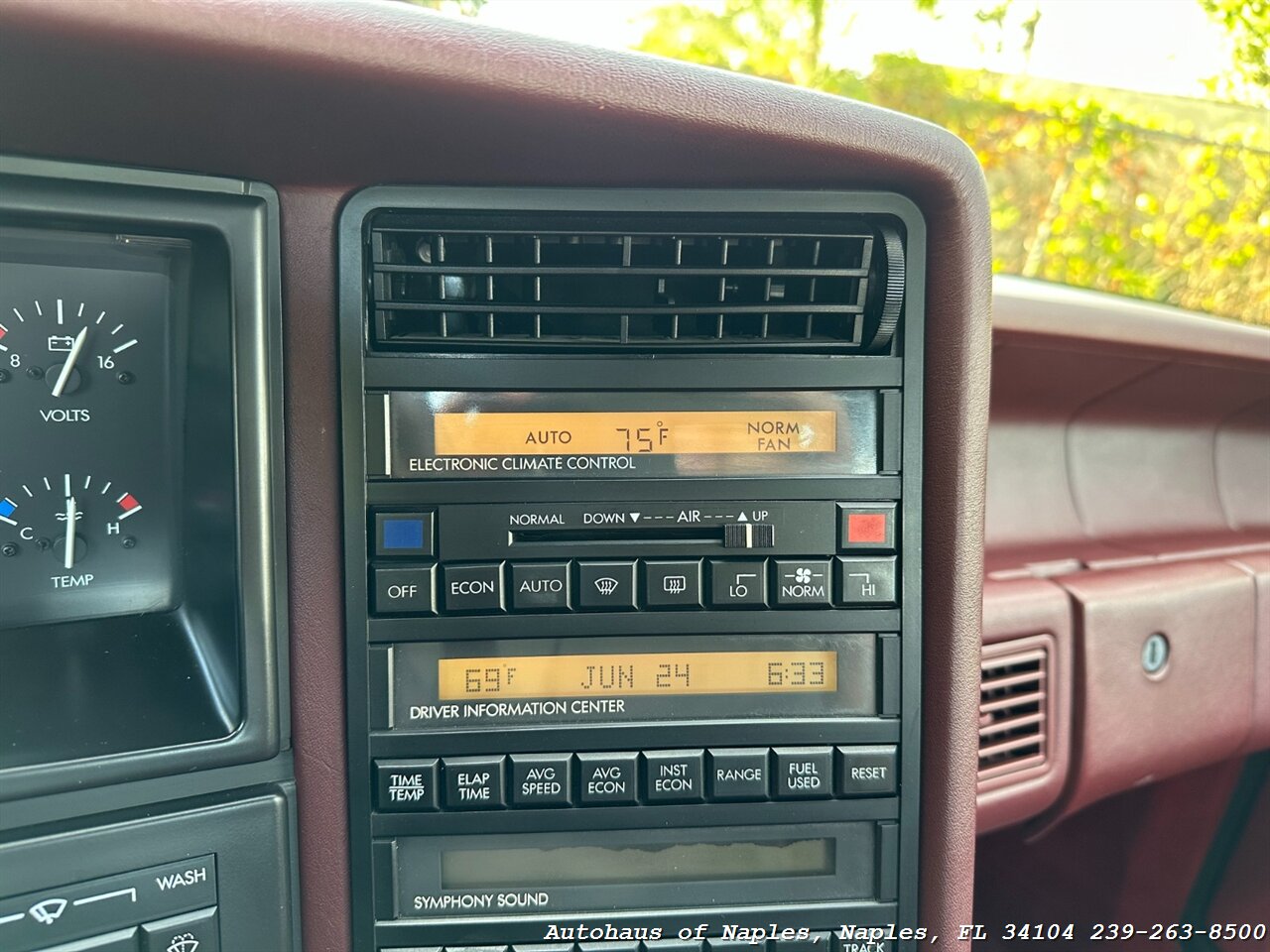 1992 Cadillac Allante   - Photo 37 - Naples, FL 34104