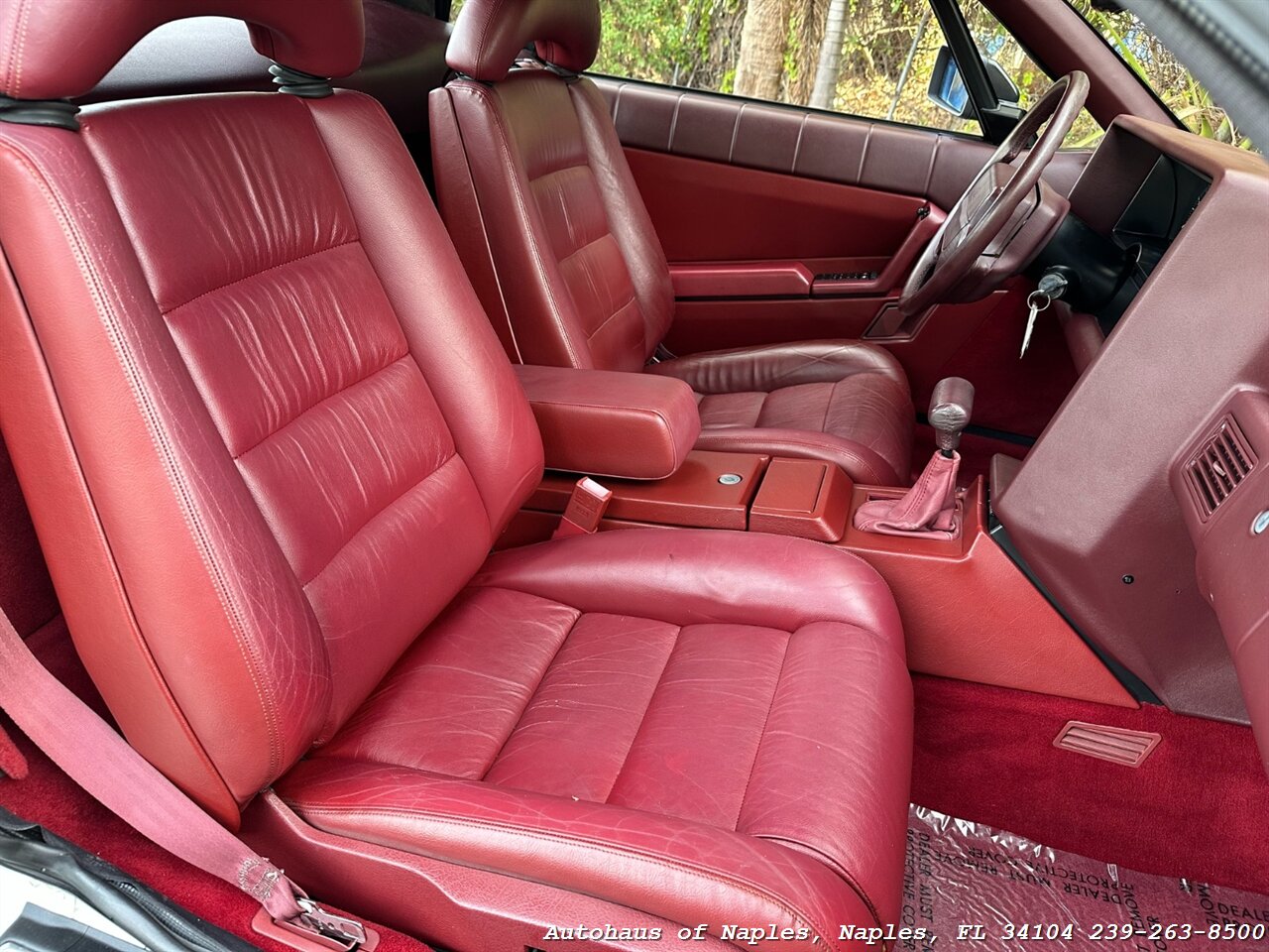 1992 Cadillac Allante   - Photo 43 - Naples, FL 34104