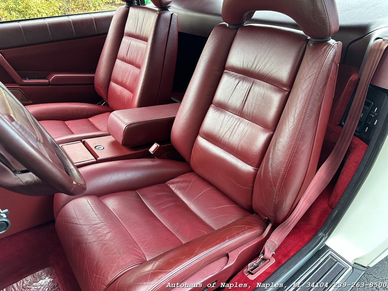 1992 Cadillac Allante   - Photo 31 - Naples, FL 34104