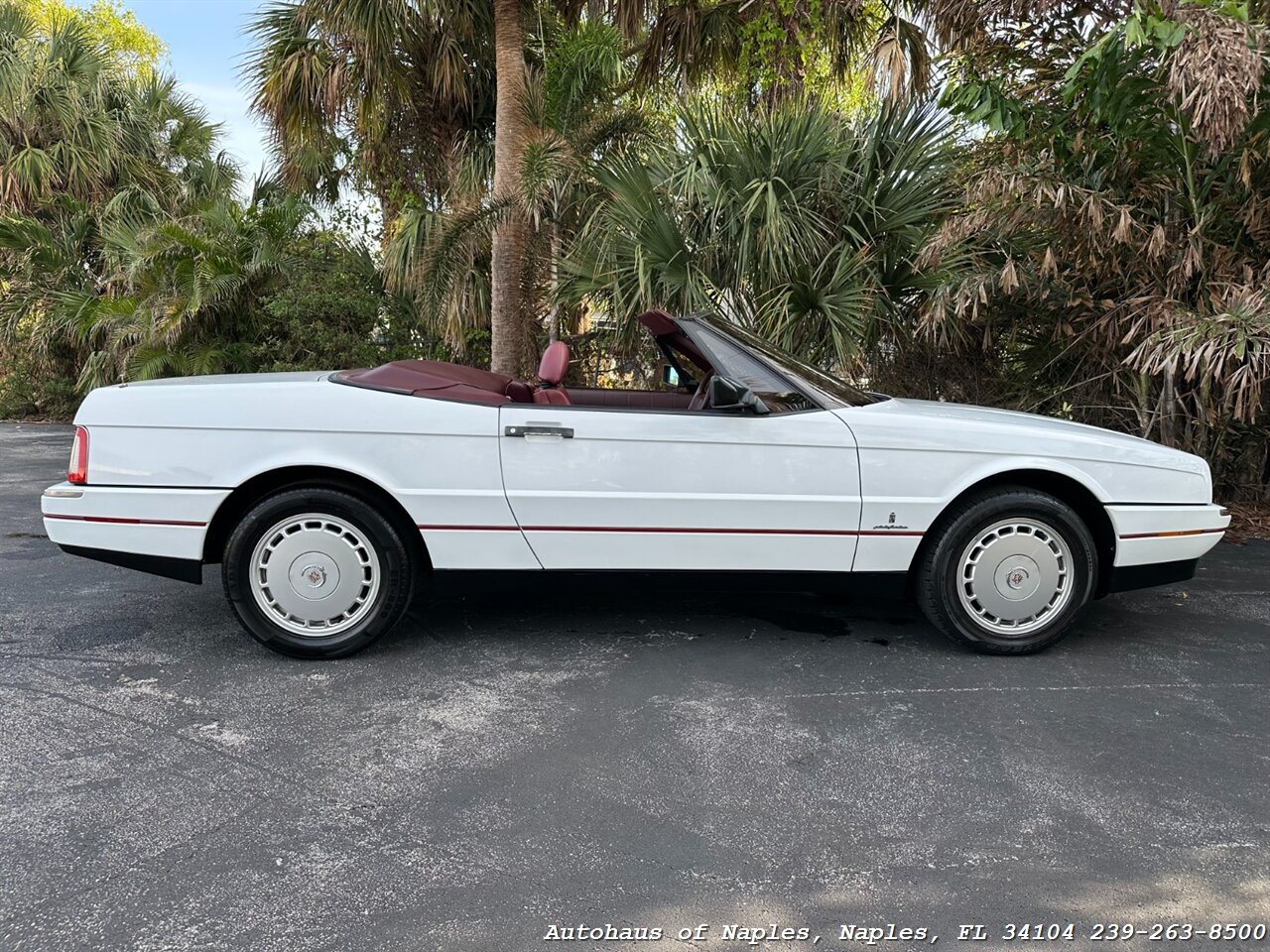 1992 Cadillac Allante   - Photo 17 - Naples, FL 34104