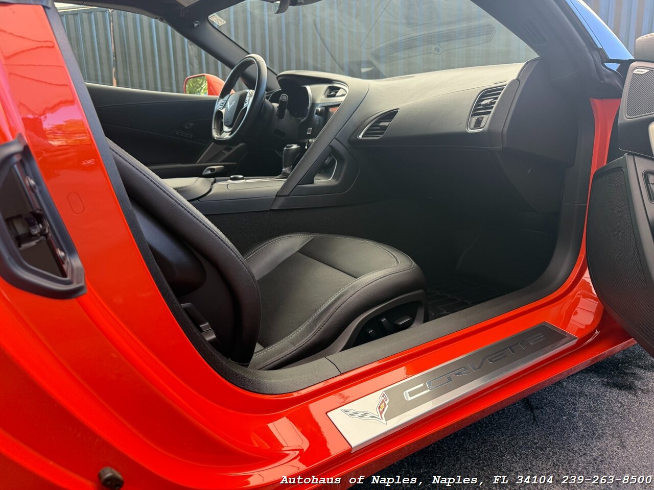 2019 Chevrolet Corvette Stingray   - Photo 20 - Naples, FL 34104