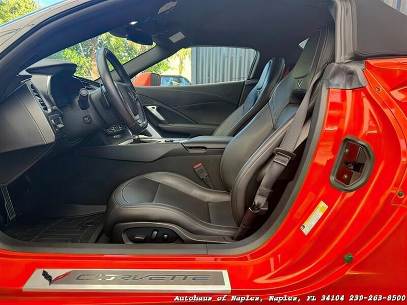 2019 Chevrolet Corvette Stingray Convertible photo 16