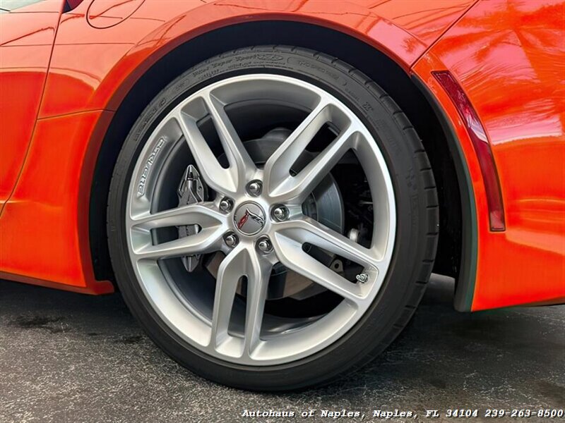 2019 Chevrolet Corvette Stingray Convertible photo 12