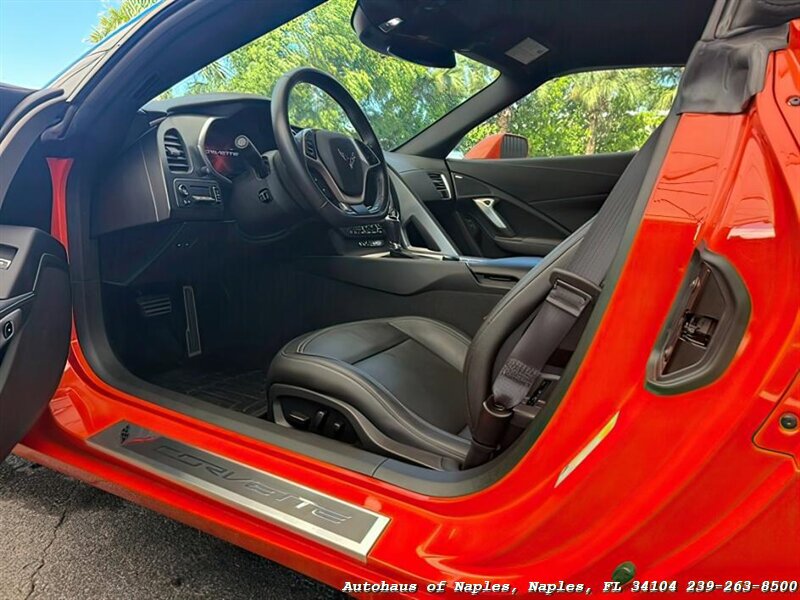 2019 Chevrolet Corvette Stingray Convertible photo 15
