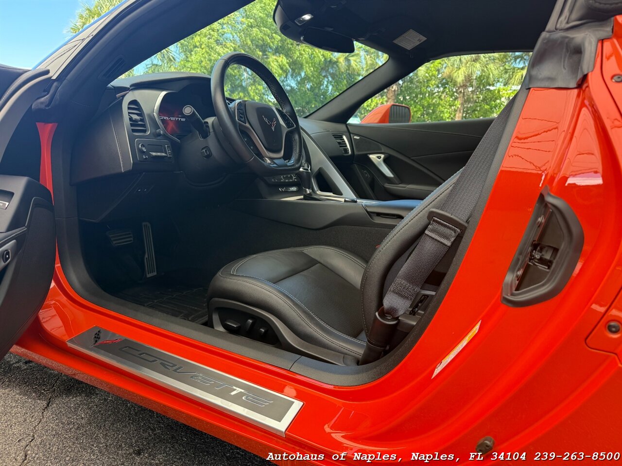 2019 Chevrolet Corvette Stingray   - Photo 16 - Naples, FL 34104