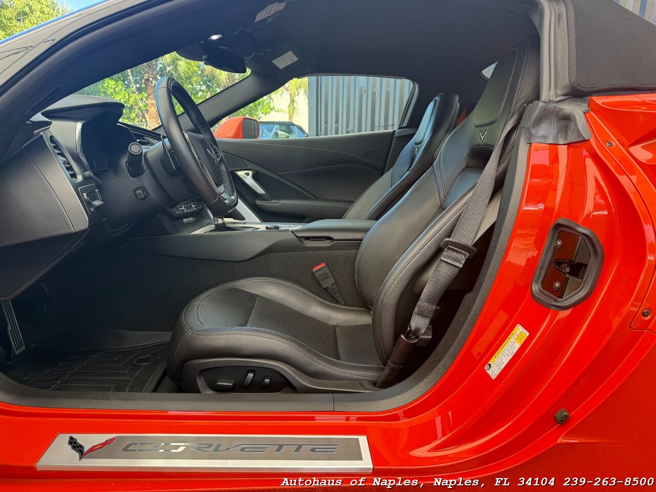 2019 Chevrolet Corvette Stingray   - Photo 17 - Naples, FL 34104