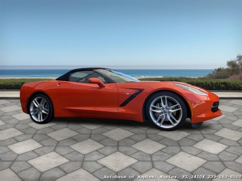 2019 Chevrolet Corvette Stingray Convertible photo 2