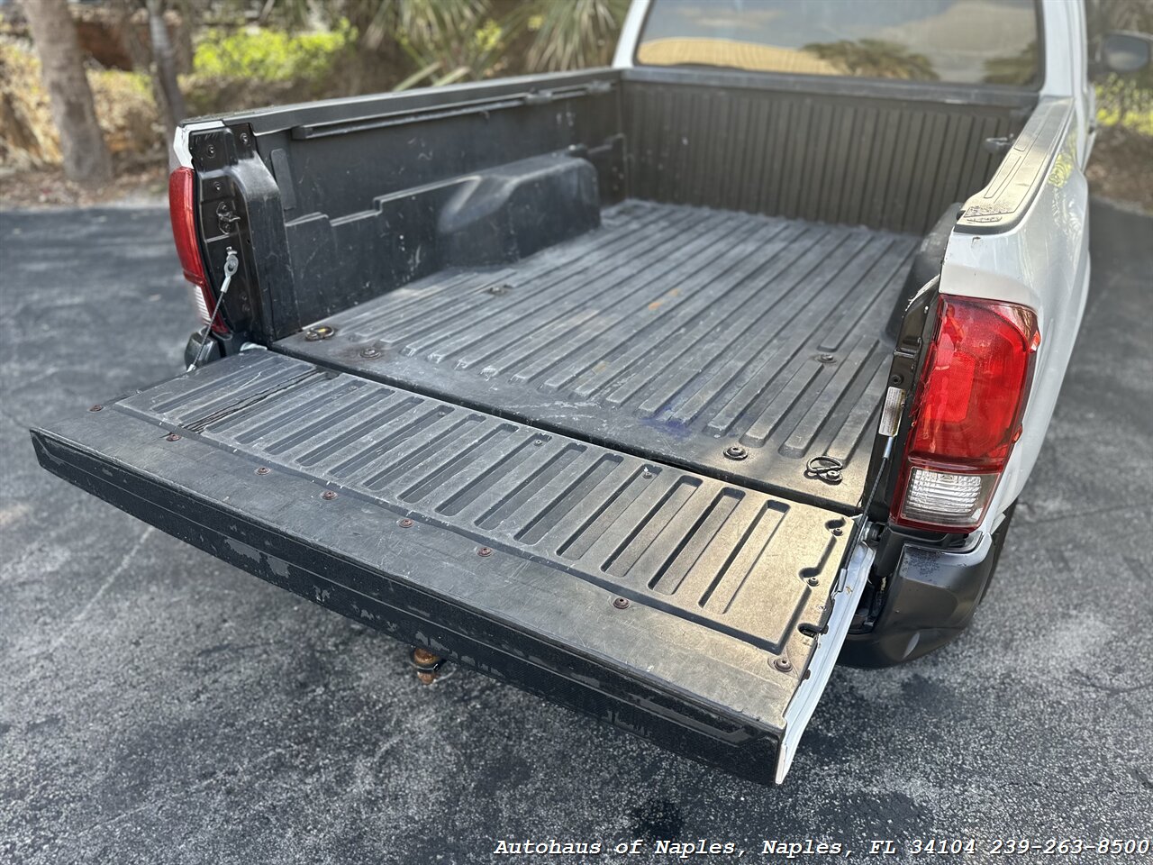 2021 Toyota Tacoma SR   - Photo 20 - Naples, FL 34104