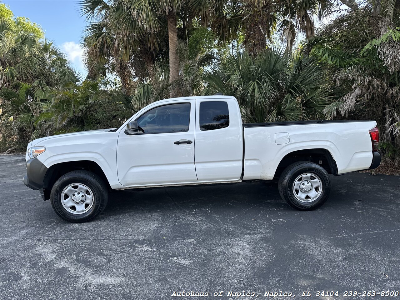 2021 Toyota Tacoma SR   - Photo 5 - Naples, FL 34104