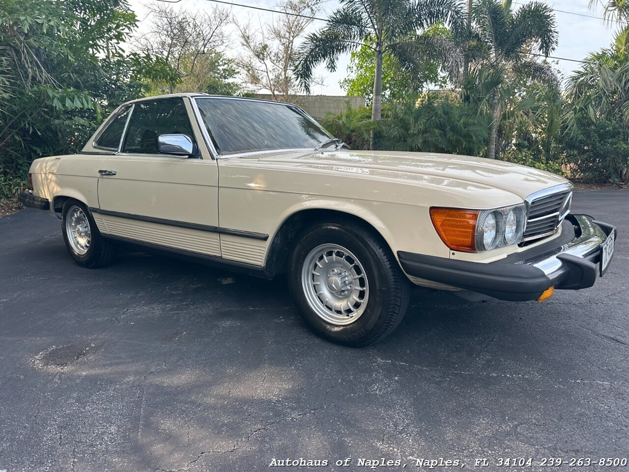 1978 Mercedes-Benz 450 SL   - Photo 2 - Naples, FL 34104