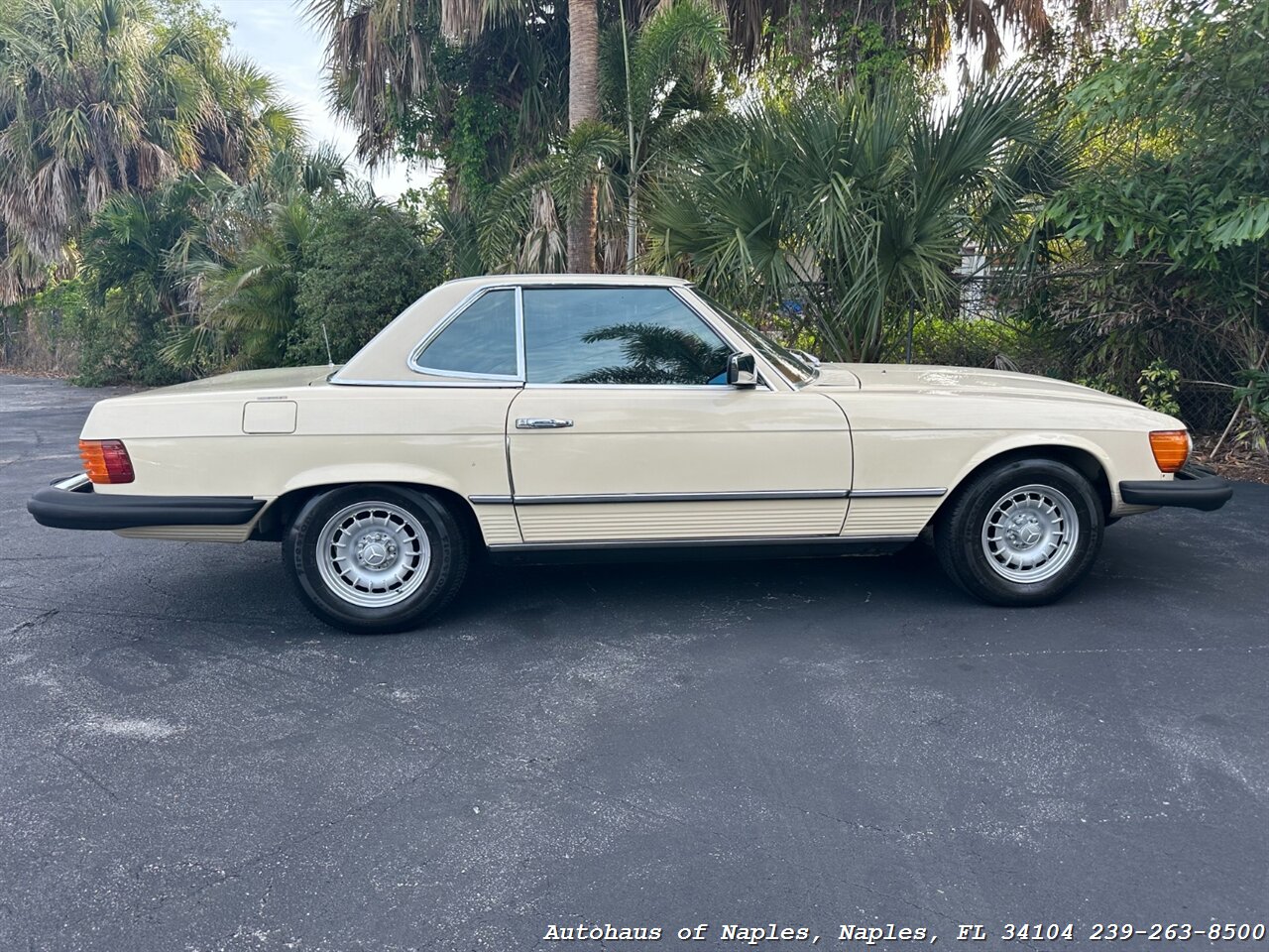 1978 Mercedes-Benz 450 SL   - Photo 10 - Naples, FL 34104