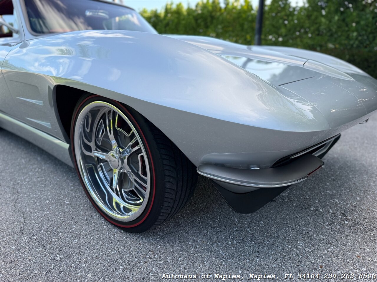 1964 Chevrolet Corvette - Photo 6 - Naples, FL 34104
