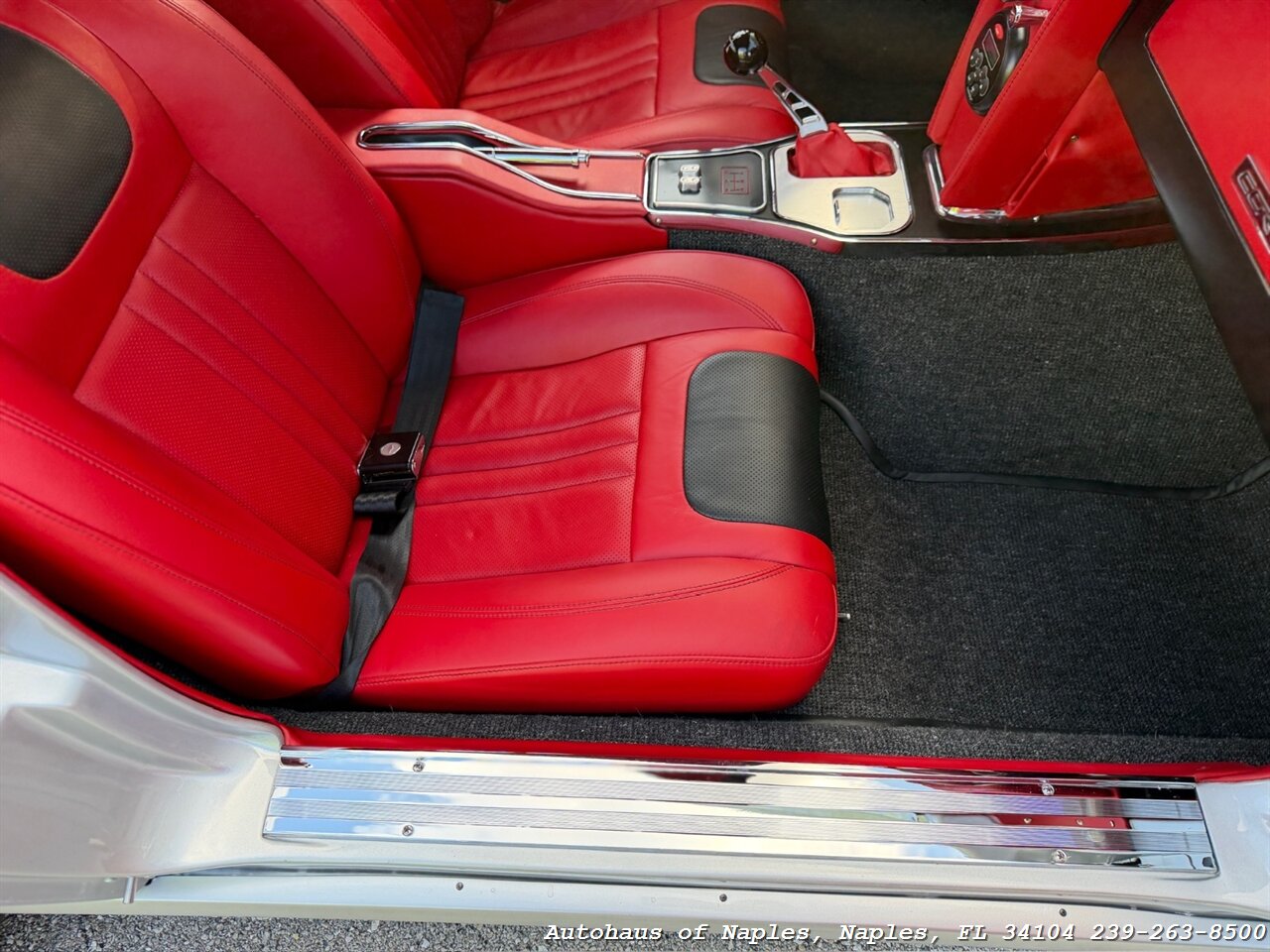 1964 Chevrolet Corvette - Photo 39 - Naples, FL 34104