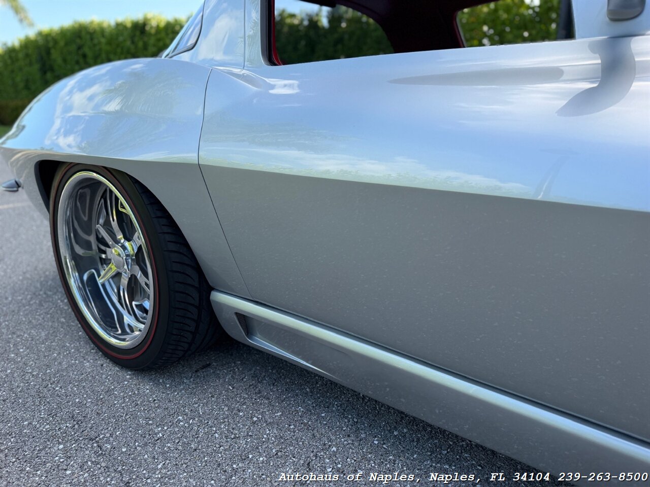 1964 Chevrolet Corvette - Photo 22 - Naples, FL 34104