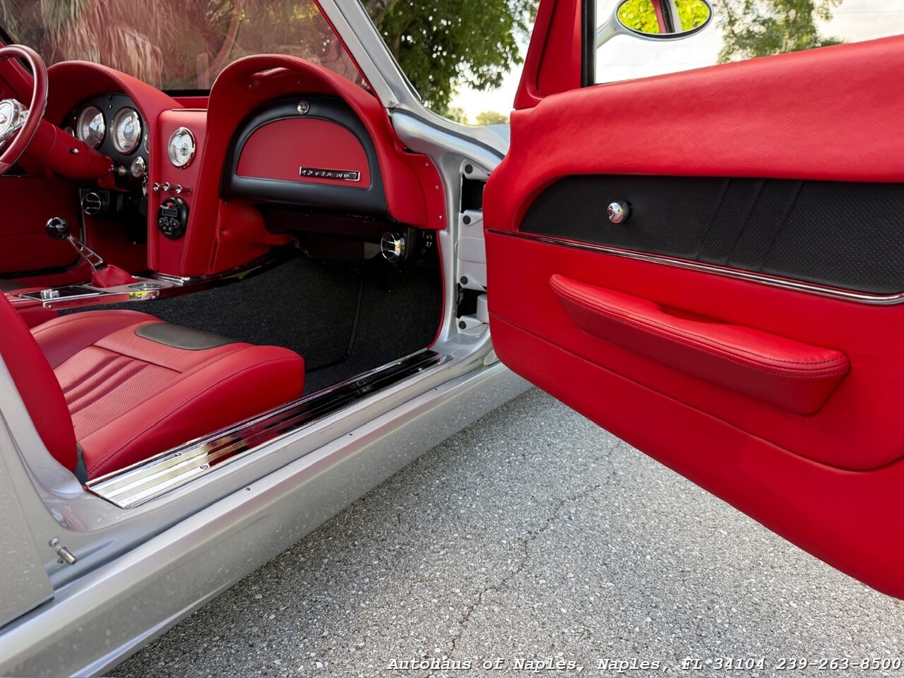 1964 Chevrolet Corvette - Photo 42 - Naples, FL 34104