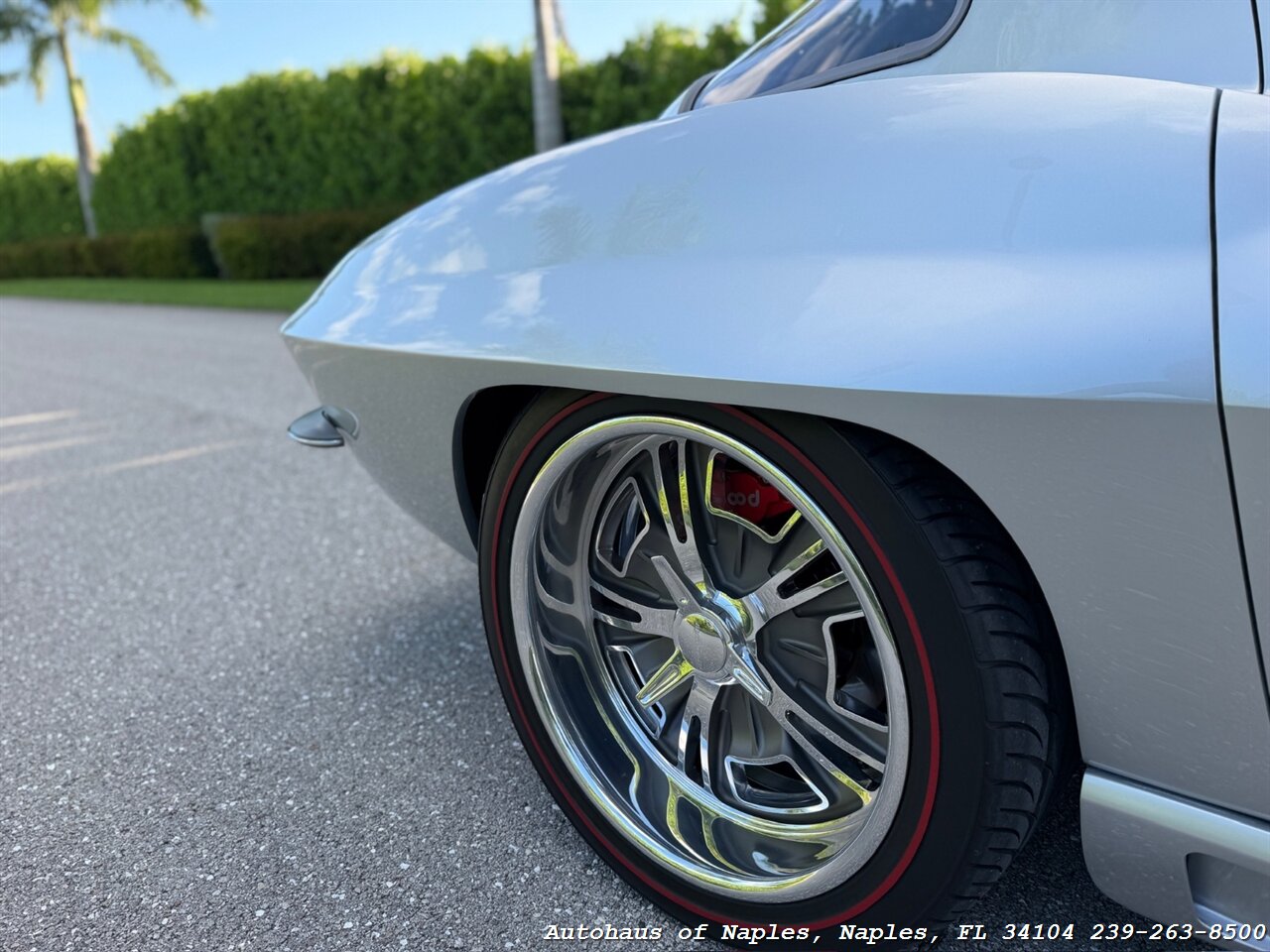 1964 Chevrolet Corvette - Photo 23 - Naples, FL 34104
