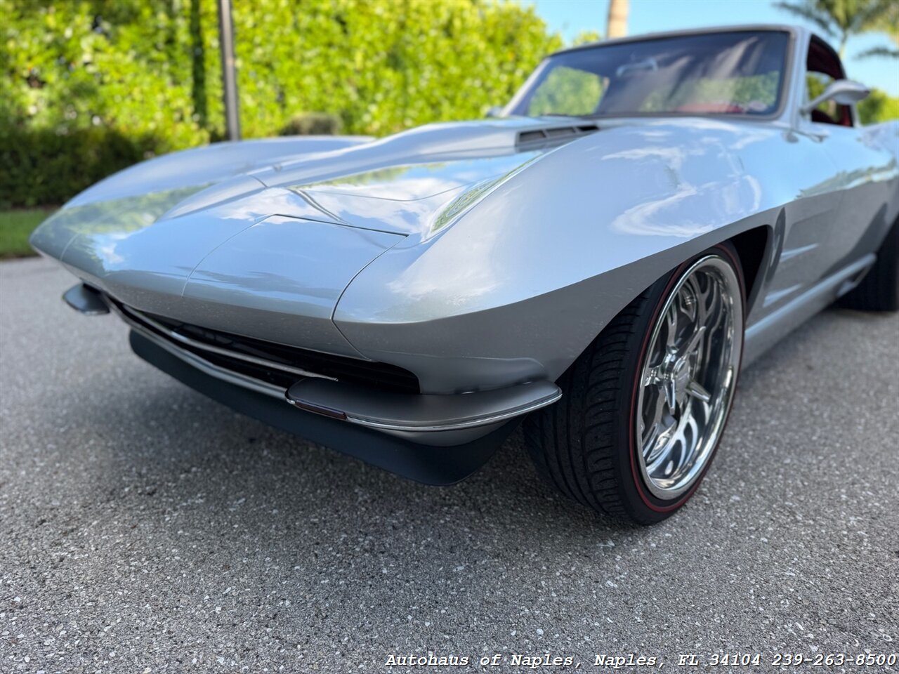 1964 Chevrolet Corvette - Photo 5 - Naples, FL 34104