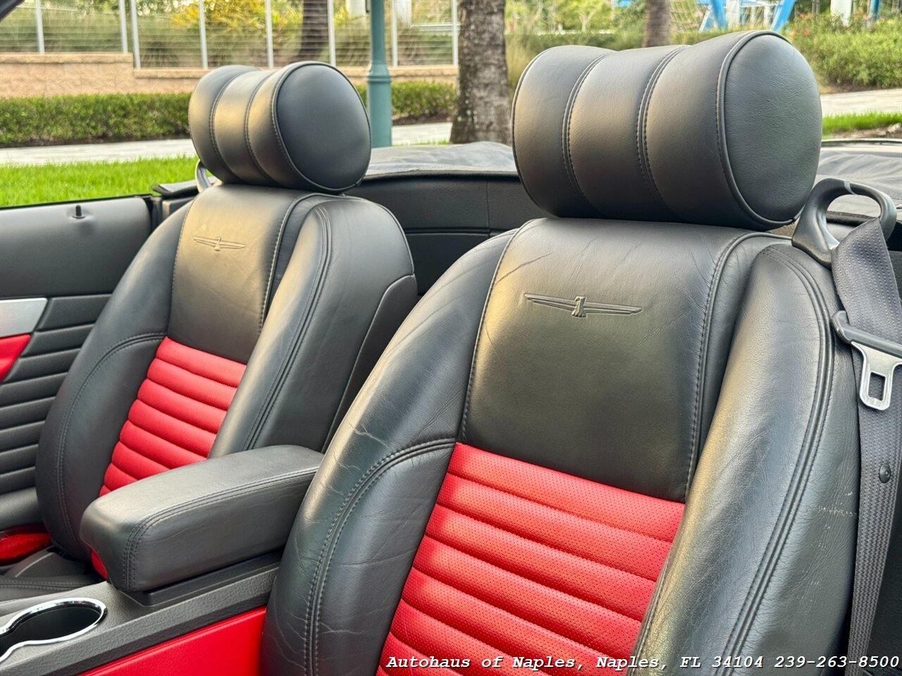 2002 Ford Thunderbird Deluxe - Photo 22 - Naples, FL 34104