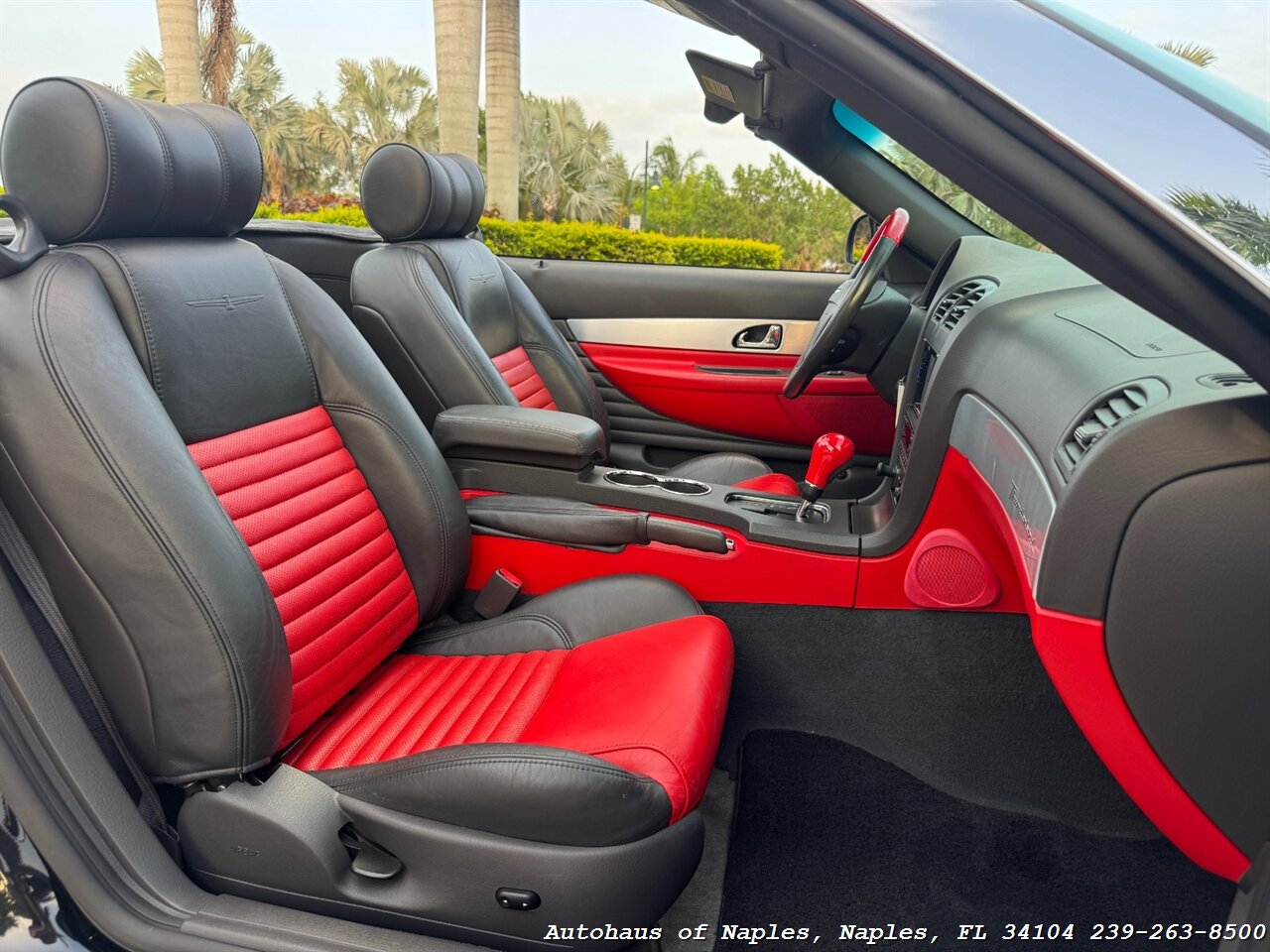2002 Ford Thunderbird Deluxe - Photo 15 - Naples, FL 34104
