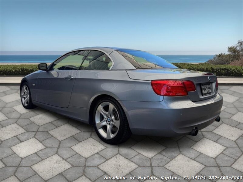 2011 BMW 335i - Photo 6 - Naples, FL 34104