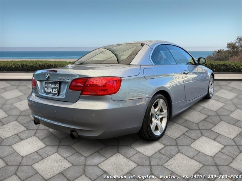 2011 BMW 335i - Photo 8 - Naples, FL 34104