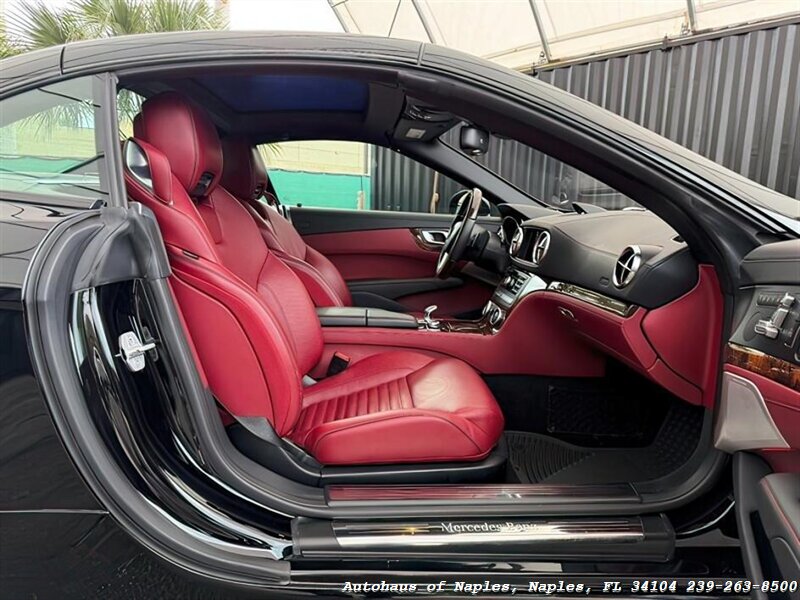 2016 Mercedes-Benz SL 550   - Photo 19 - Naples, FL 34104