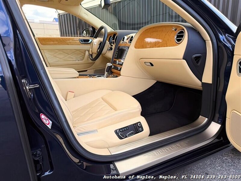 2007 Bentley Continental Flying Spur   - Photo 35 - Naples, FL 34104