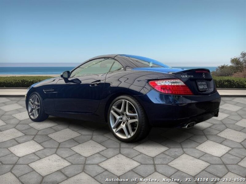 2013 Mercedes Benz SLK 350 photo 5