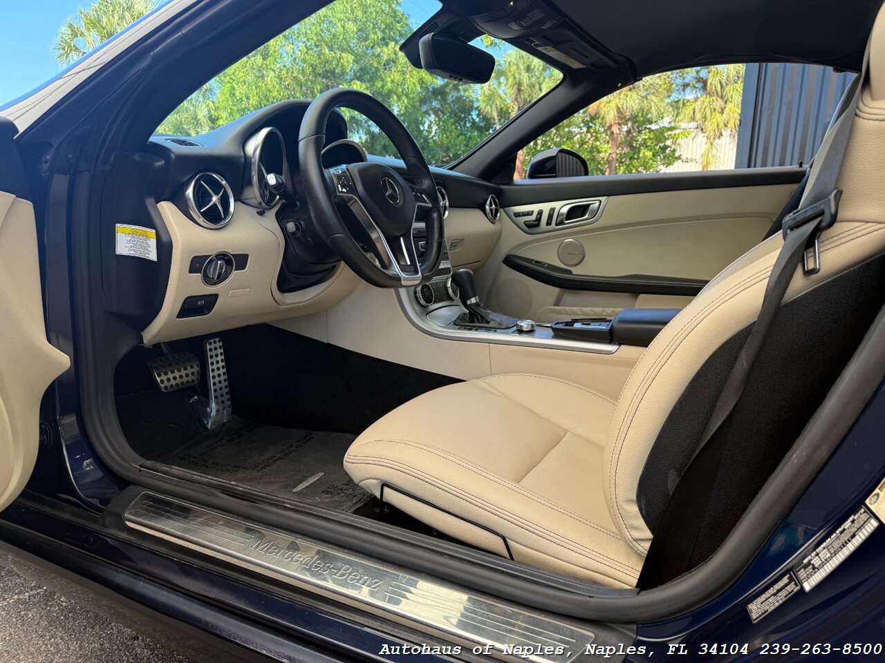 2013 Mercedes-Benz SLK 350   - Photo 21 - Naples, FL 34104