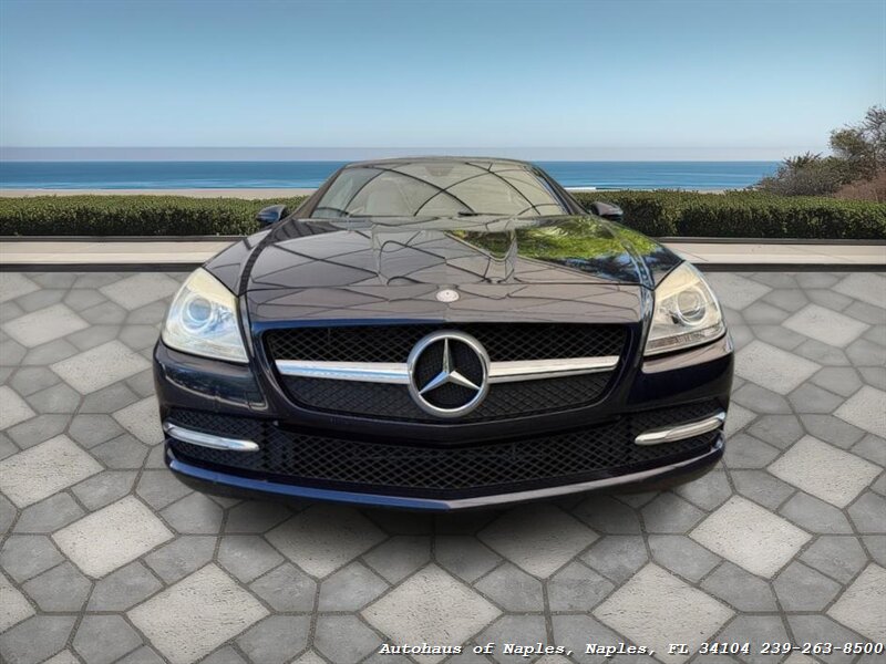 2013 Mercedes Benz SLK 350 photo 2