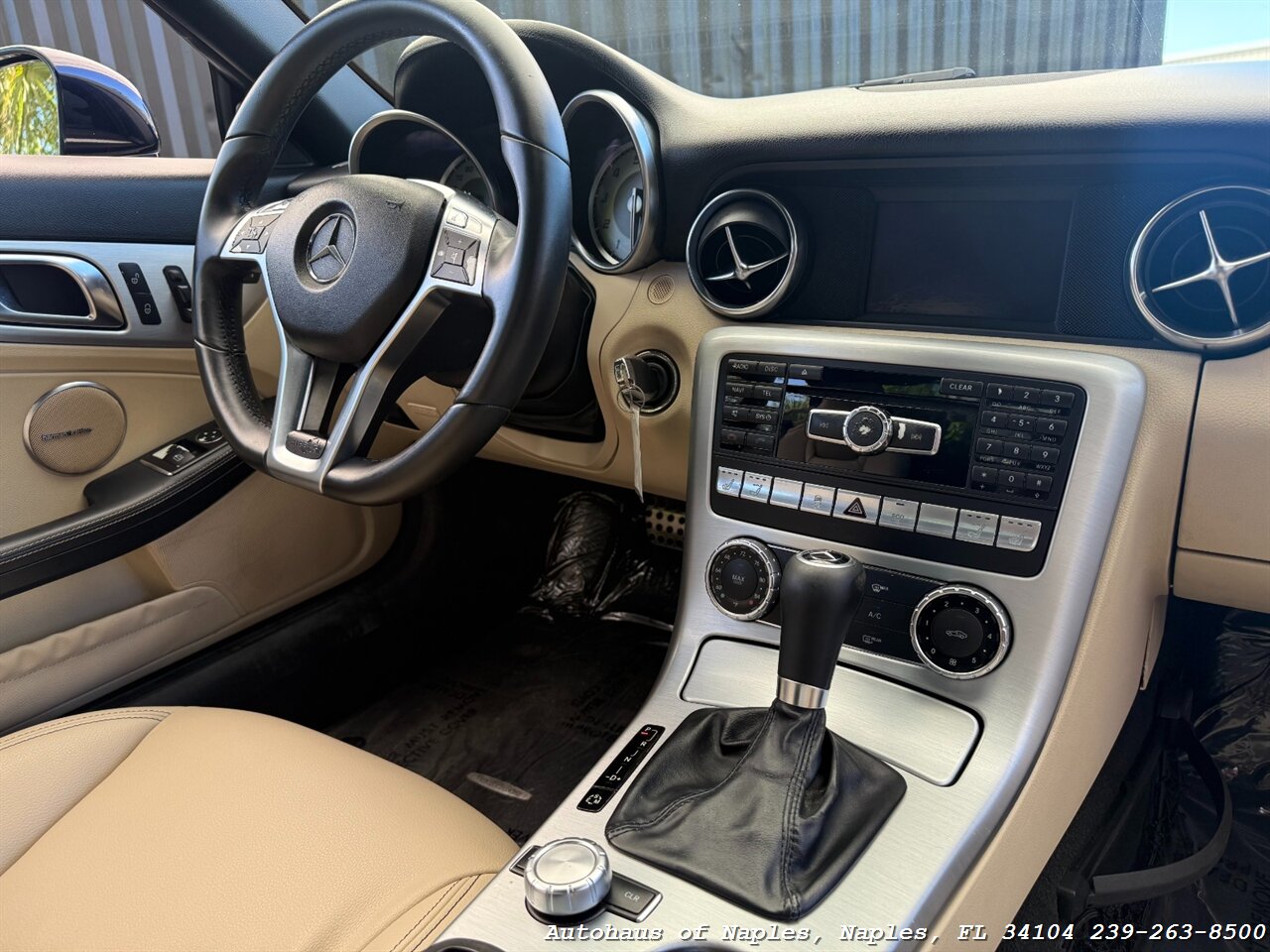 2013 Mercedes-Benz SLK 350   - Photo 29 - Naples, FL 34104
