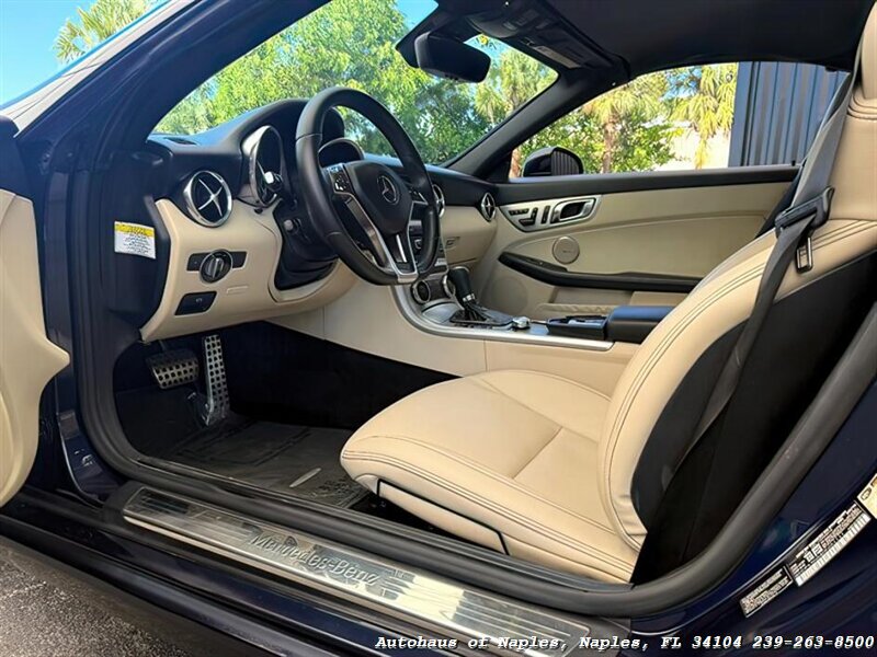 2013 Mercedes Benz SLK 350 photo 20