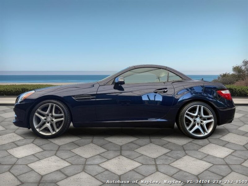 2013 Mercedes Benz SLK 350 photo 4