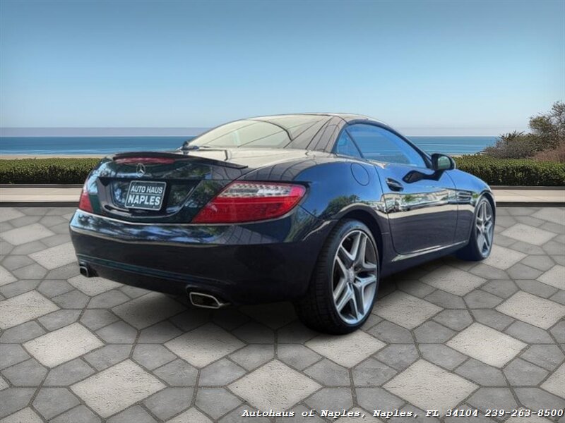 2013 Mercedes Benz SLK 350 photo 7