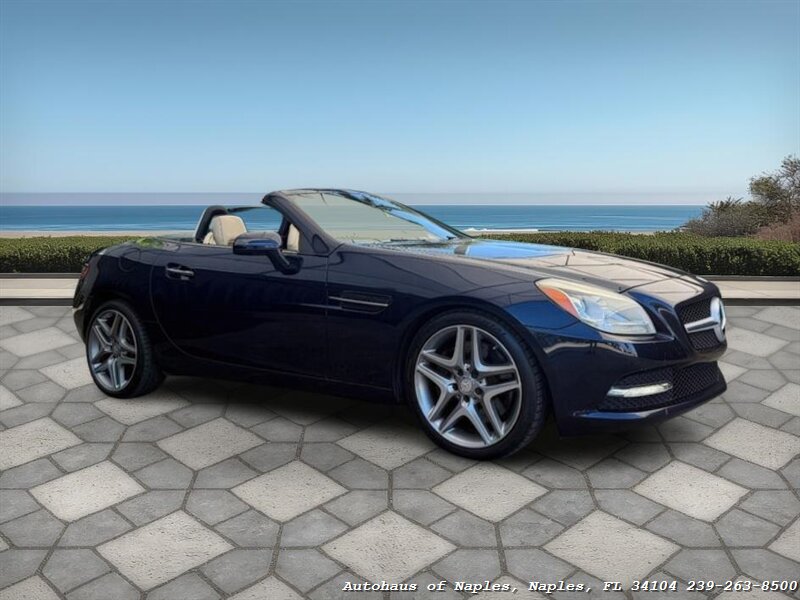 2013 Mercedes Benz SLK 350 photo 9