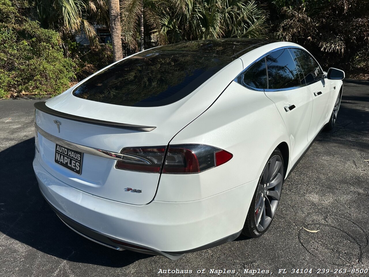 2013 Tesla Model S Performance   - Photo 15 - Naples, FL 34104