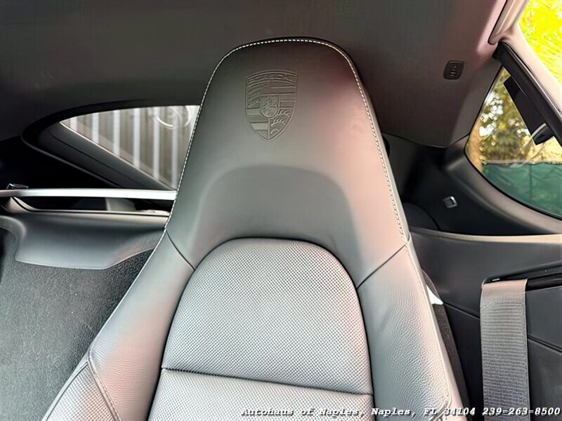 2024 Porsche 718 Cayman - Photo 20 - Naples, FL 34104