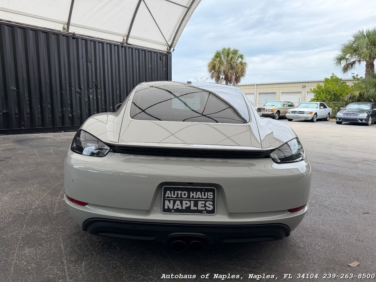 2024 Porsche 718 Cayman - Photo 7 - Naples, FL 34104