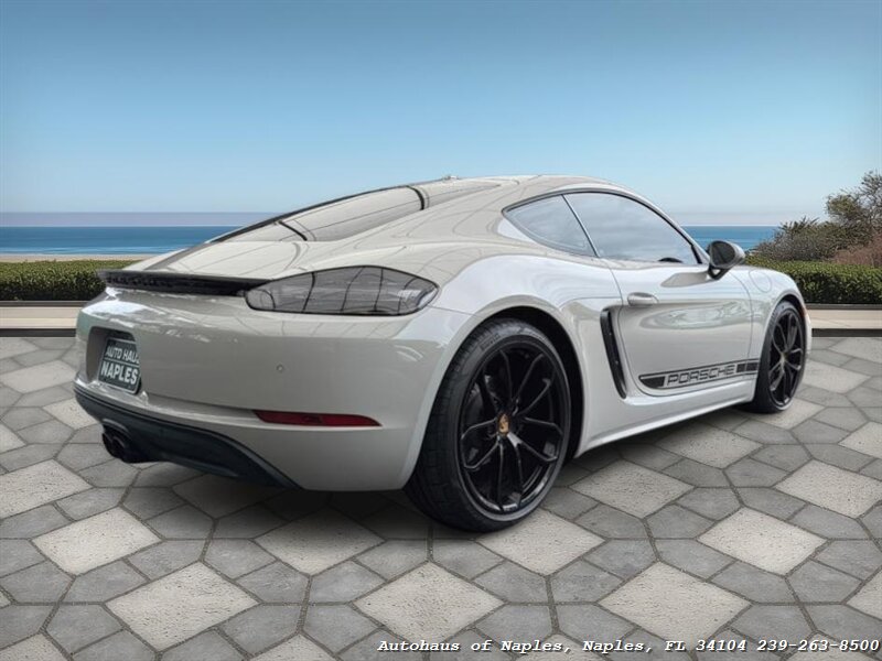 2024 Porsche 718 Cayman - Photo 8 - Naples, FL 34104