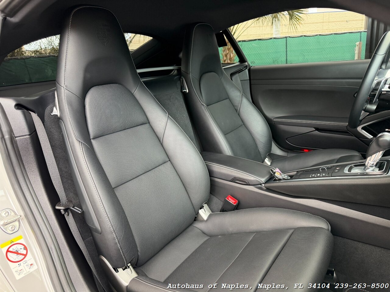 2024 Porsche 718 Cayman - Photo 24 - Naples, FL 34104