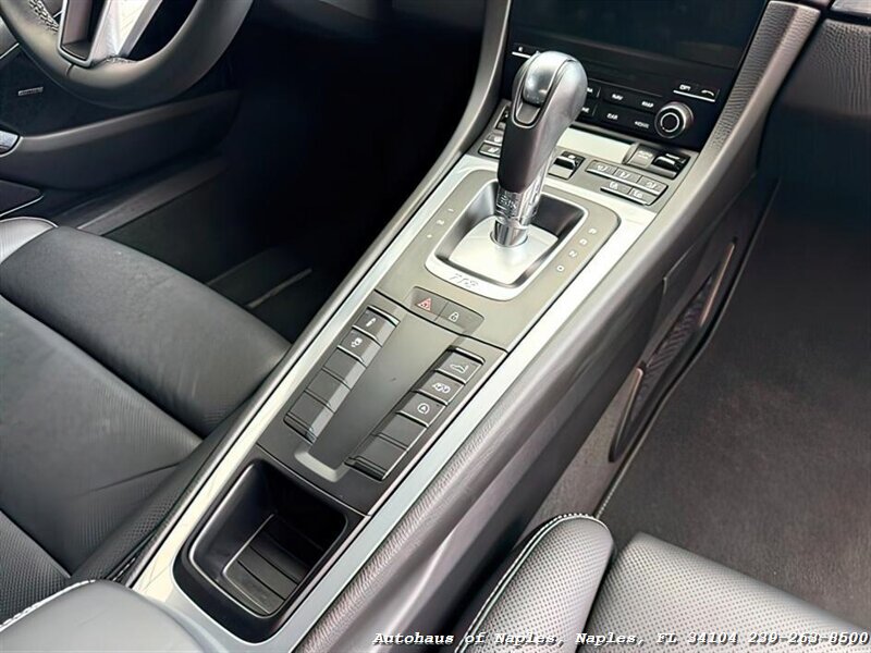 2024 Porsche 718 Cayman - Photo 25 - Naples, FL 34104