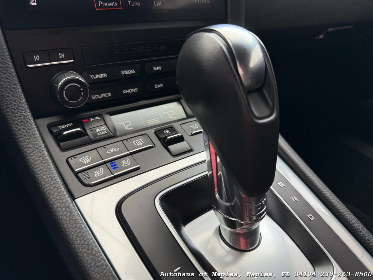 2024 Porsche 718 Cayman - Photo 27 - Naples, FL 34104