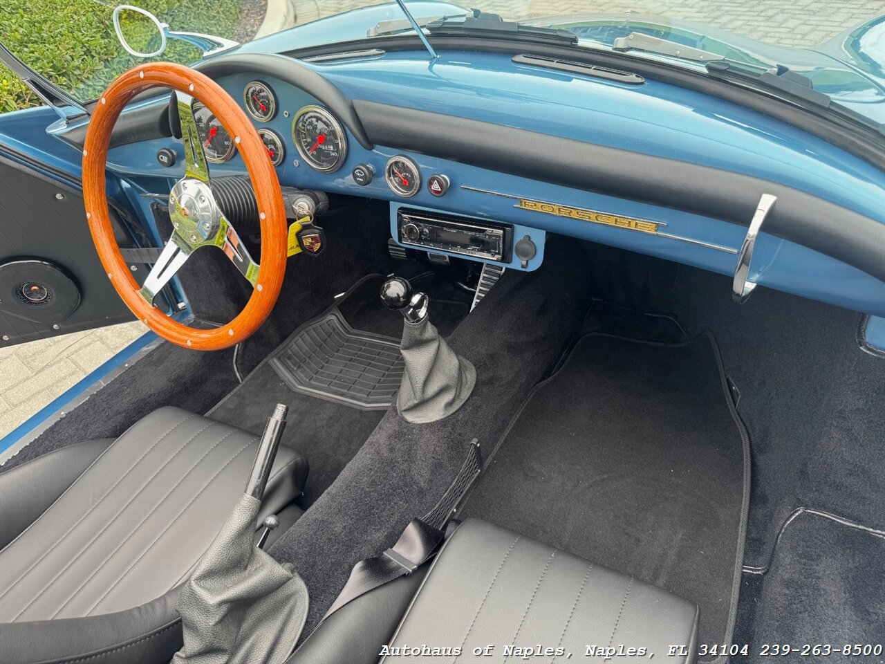 2024 Porsche 356 Replica - Photo 20 - Naples, FL 34104
