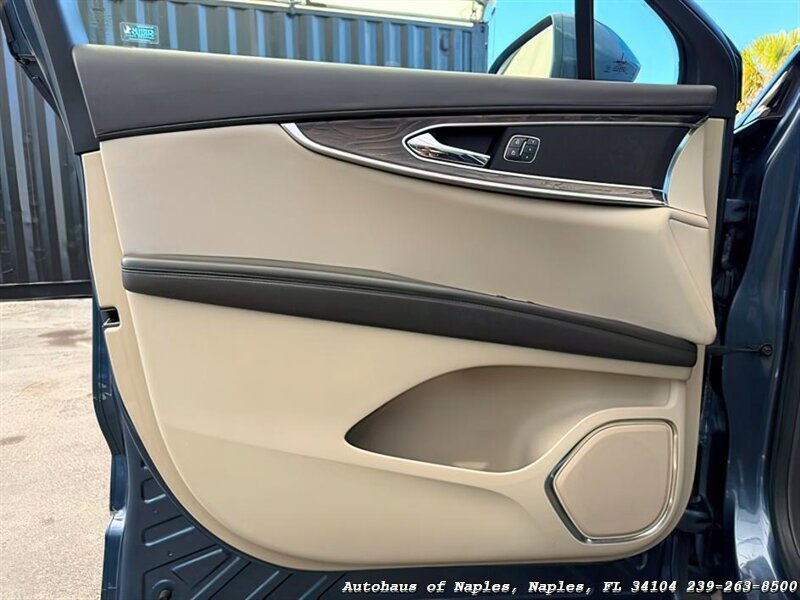2018 Lincoln MKX Reserve - Photo 18 - Naples, FL 34104
