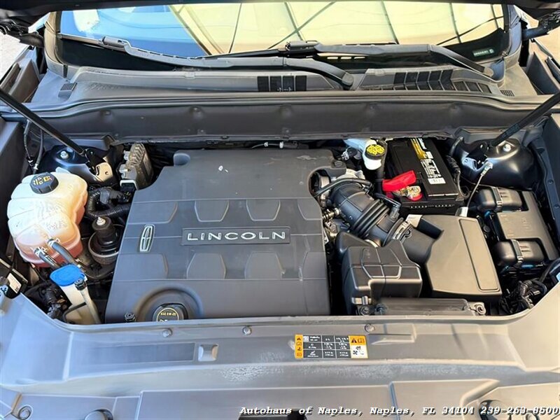 2018 Lincoln MKX Reserve - Photo 12 - Naples, FL 34104